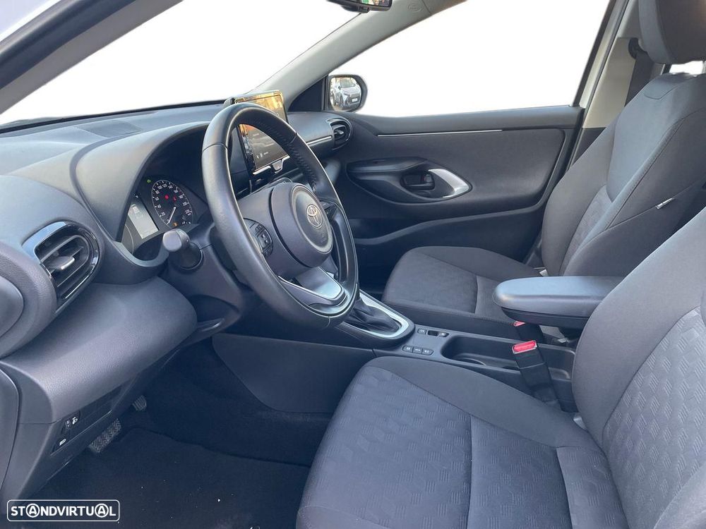 Toyota Yaris - 13