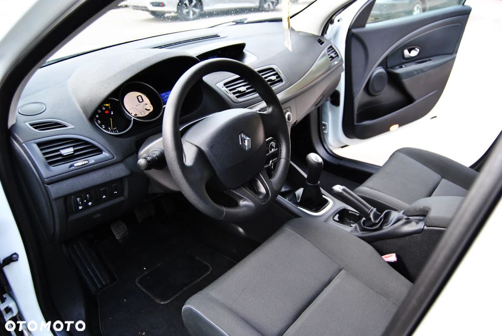 Renault Megane 1.6 16V Authentique - 5