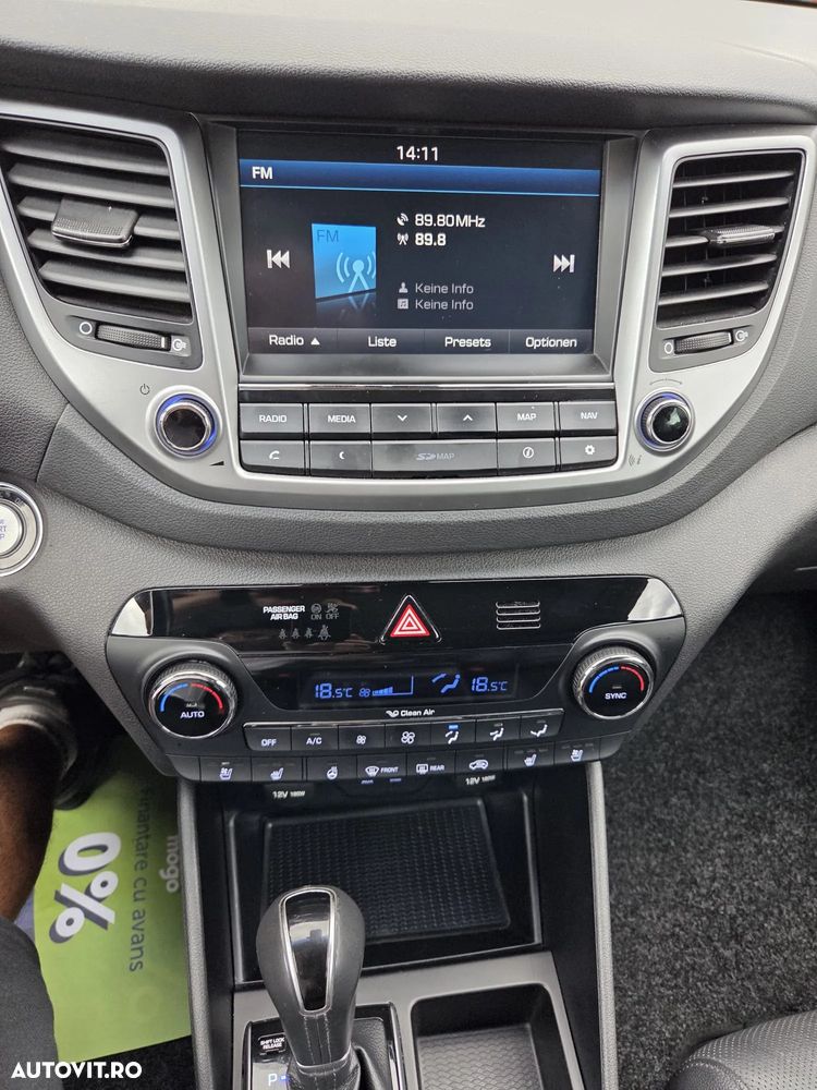 Hyundai Tucson 2.0 CRDI 4WD Automatik Premium - 9