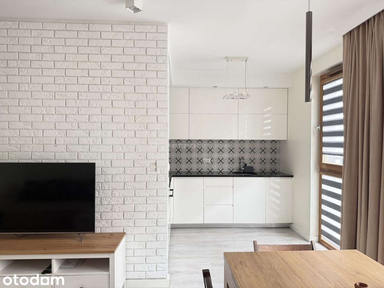 2 pokoje  46,59 m²  Wola  miejsce postojowe