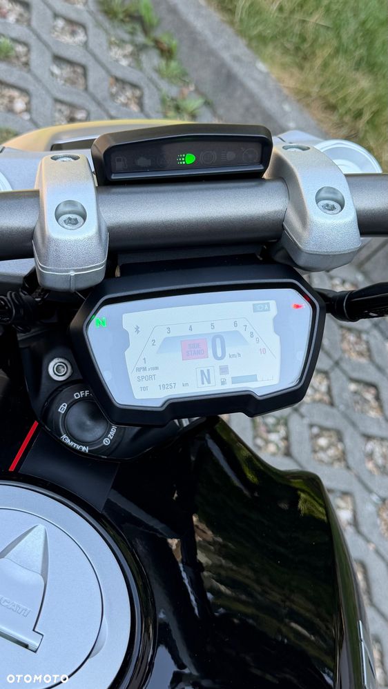 Ducati Diavel - 5