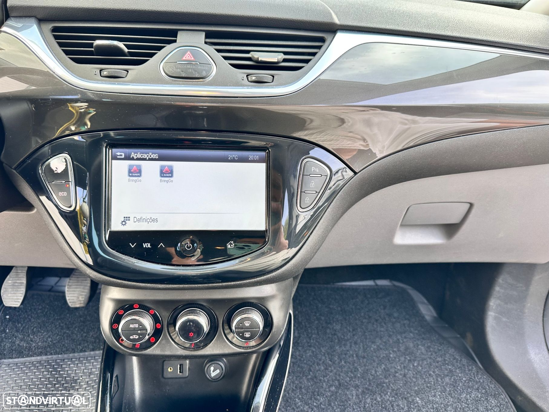 Opel Corsa 1.4 Cosmo - 12