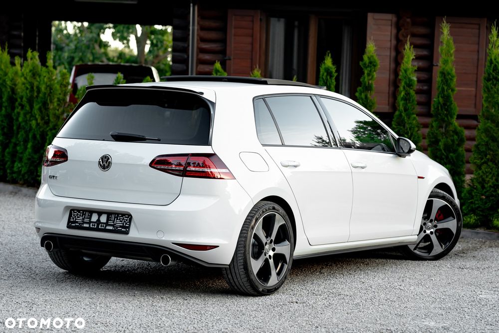 Volkswagen Golf 2.0 TSI BMT GTI - 10
