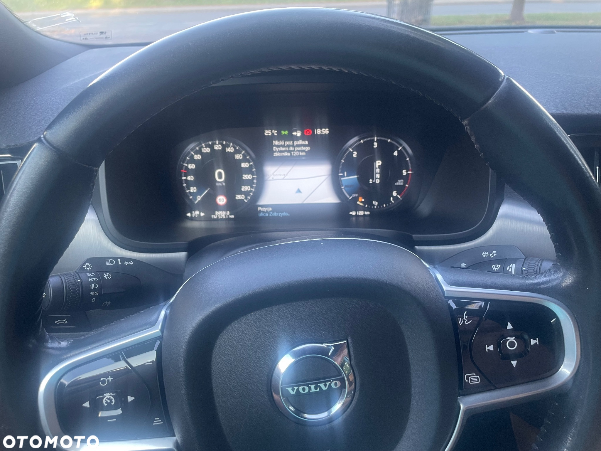Volvo S90 D4 AWD Momentum - 14