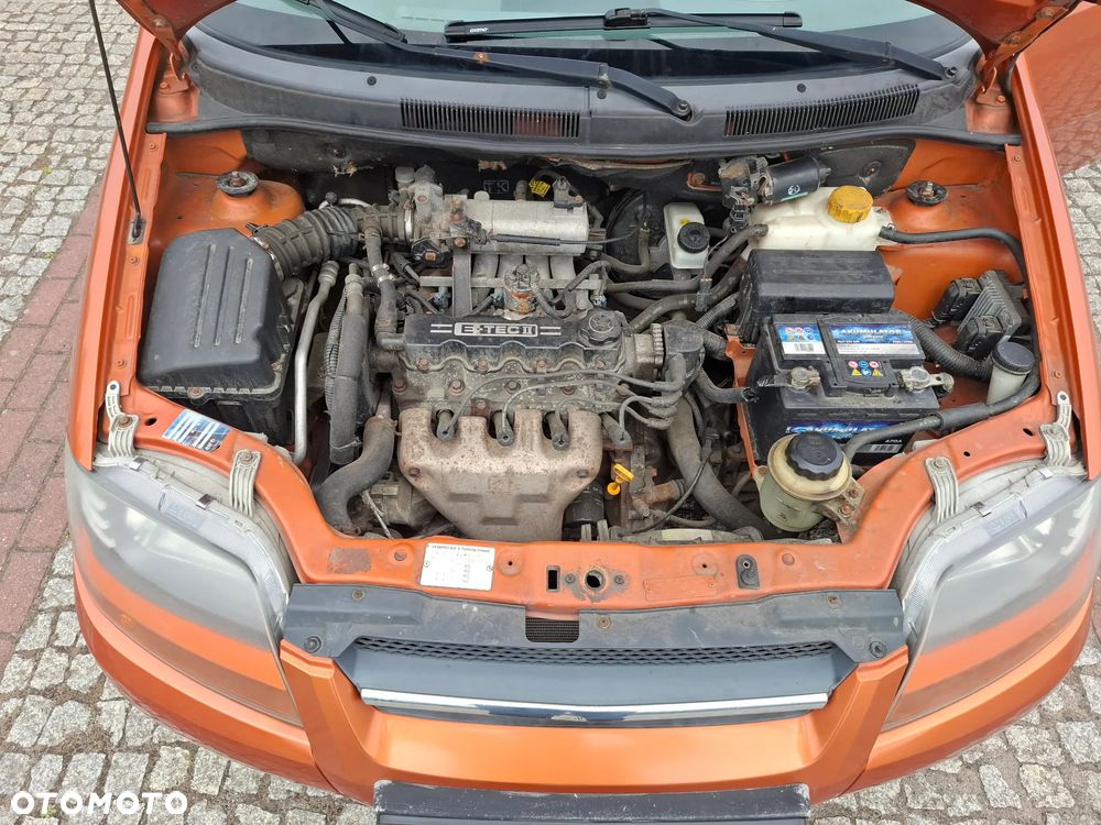 Daewoo Kalos - 13