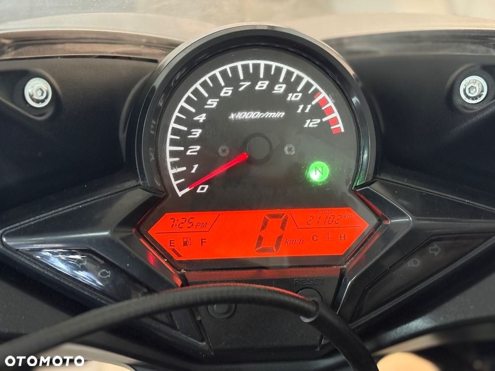 Honda CBR - 12