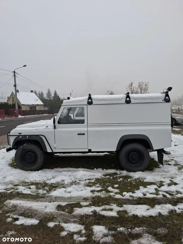 Land Rover Defender 2.4 TD4 E - 5