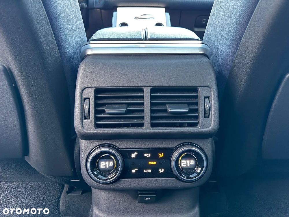 Land Rover Range Rover Velar 2.0 SD4 R-Dynamic SE - 27