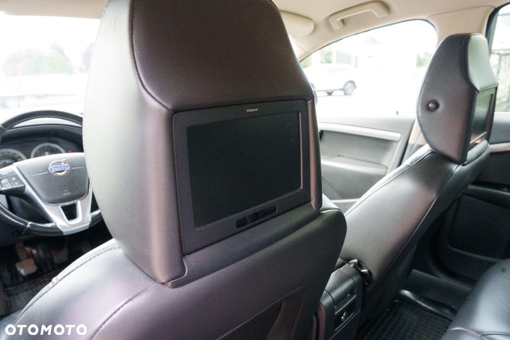 Volvo V70 2.0D Momentum - 13