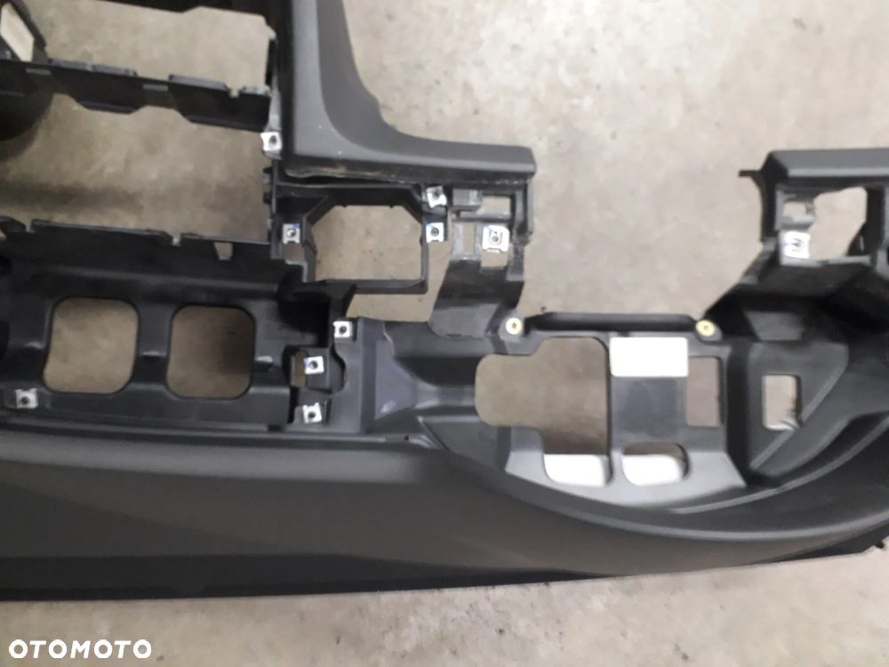 deska rozdzielcza kokpit europa A6 C6 2.0 FSI TFSI BPJ - 6