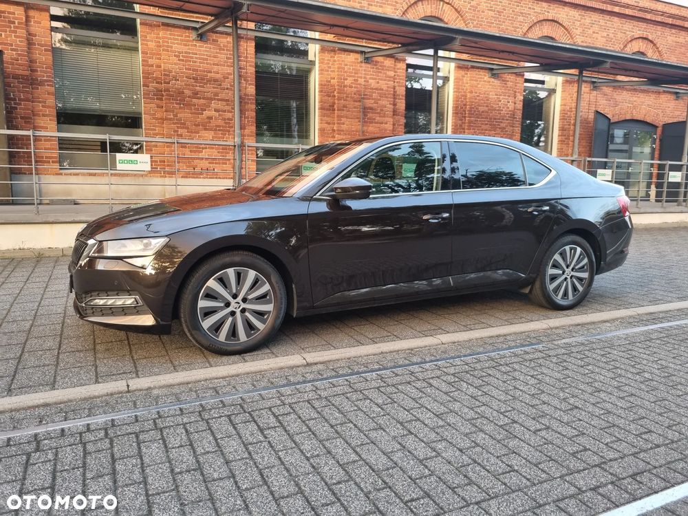 Skoda Superb 2.0 TDI SCR Style DSG - 11