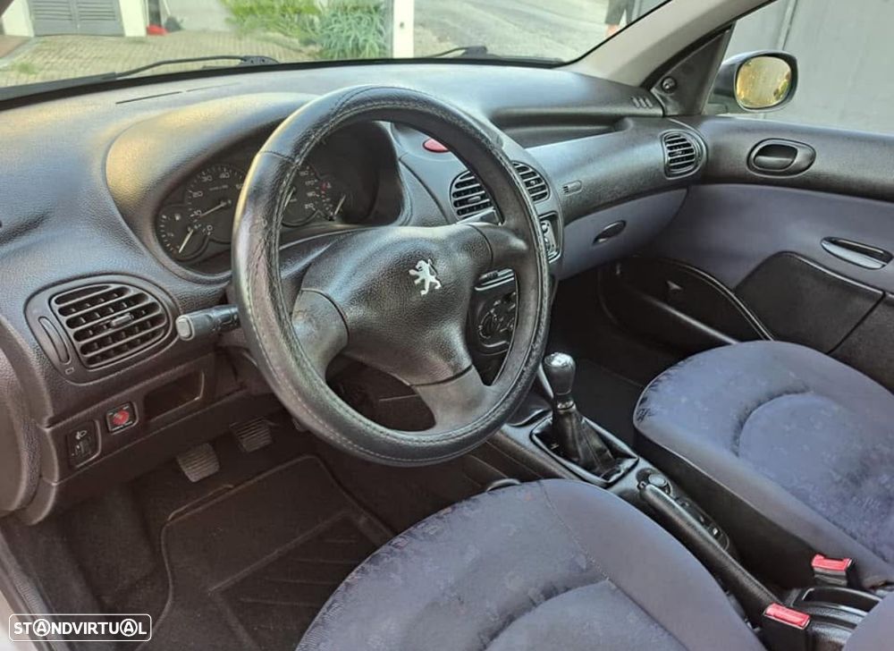 Peugeot 206 - 5