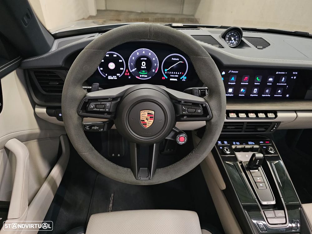 Porsche 911 (992) Carrera GTS - 40