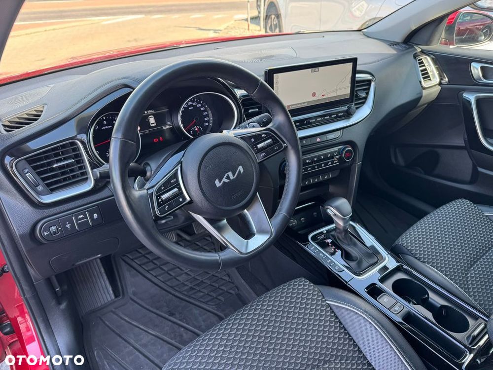 Kia Ceed 1.5 T-GDI Tribute DCT - 10