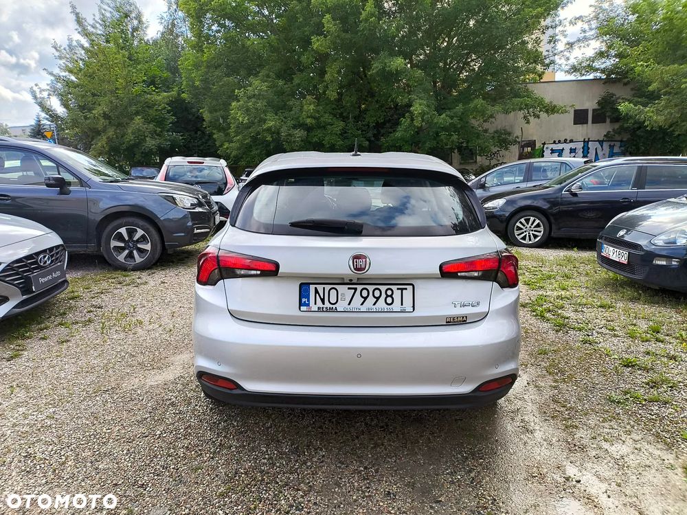 Fiat Tipo 1.4 16v Lounge EU6d - 5