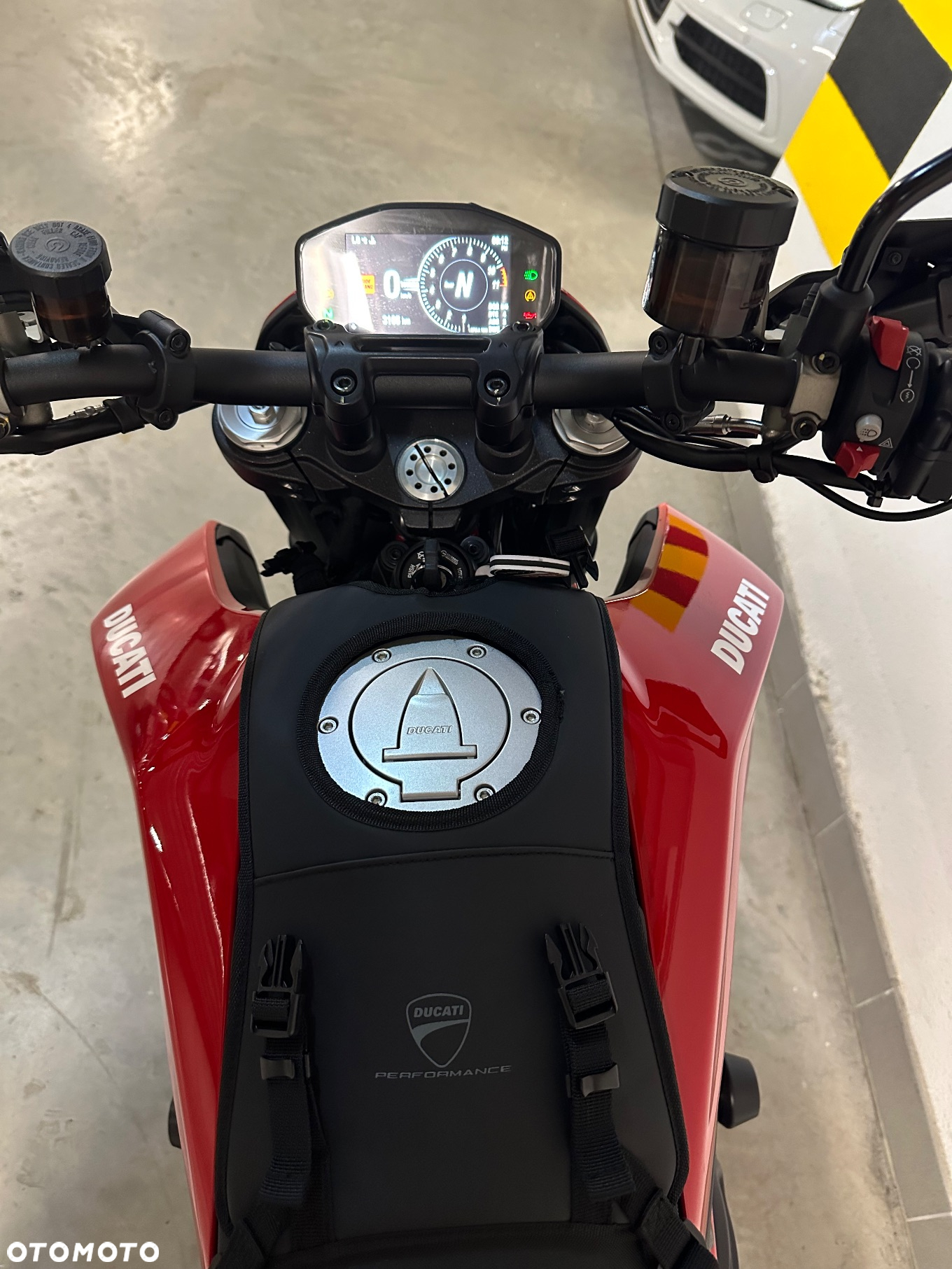 Ducati Hypermotard - 6