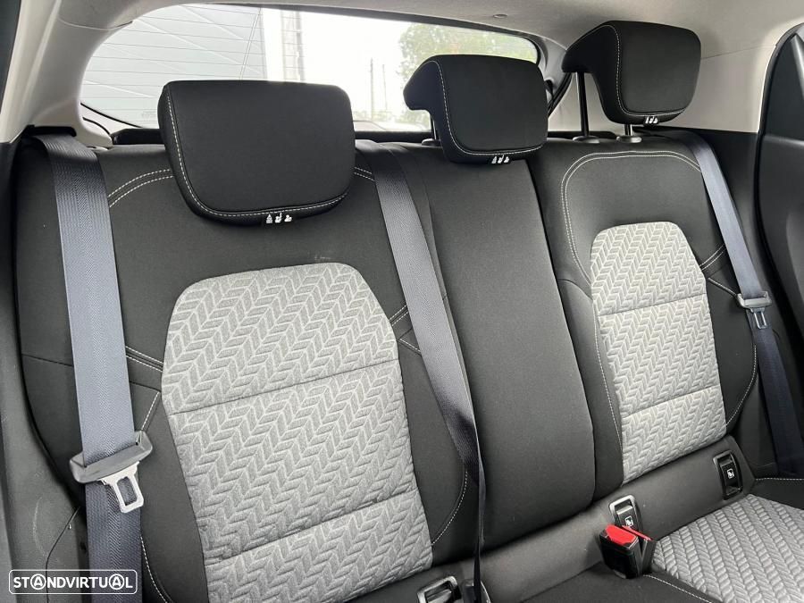 Renault Clio - 10