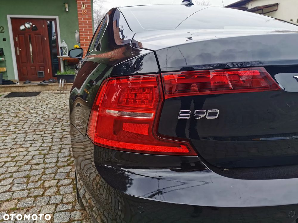 Volvo S90 T5 Momentum - 10