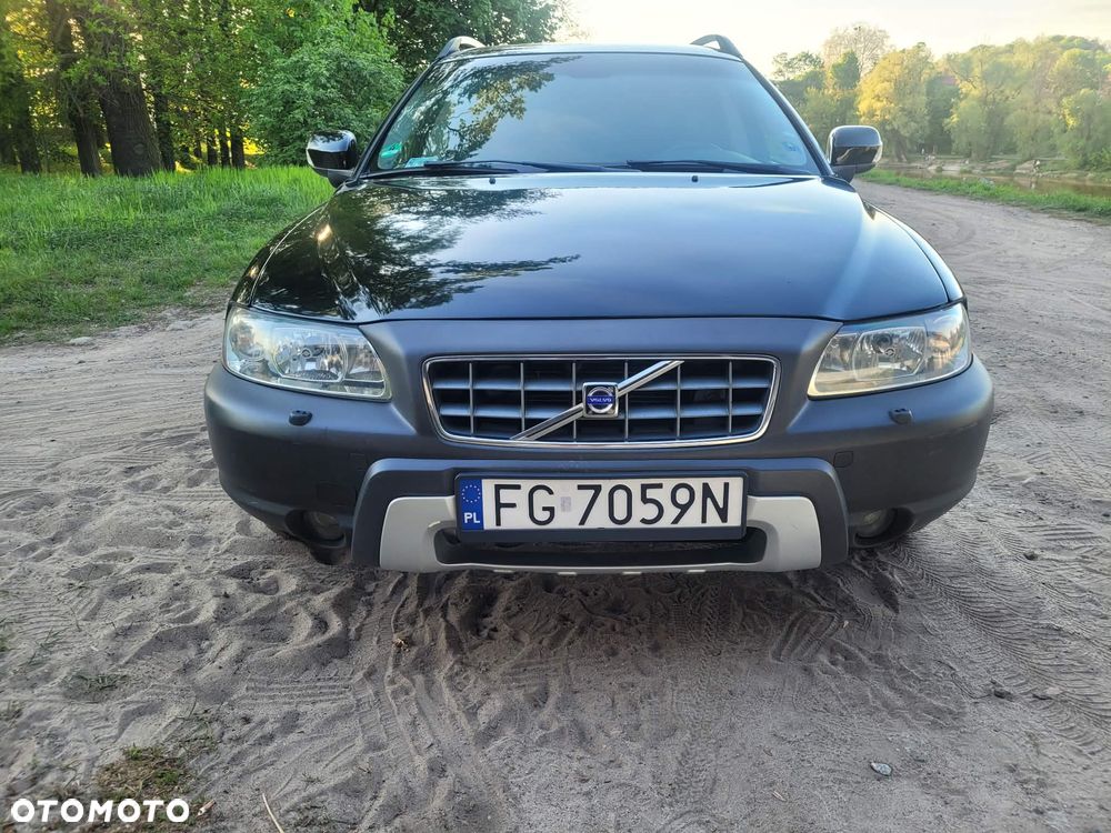 Volvo XC 70 D5 AWD Momentum - 5