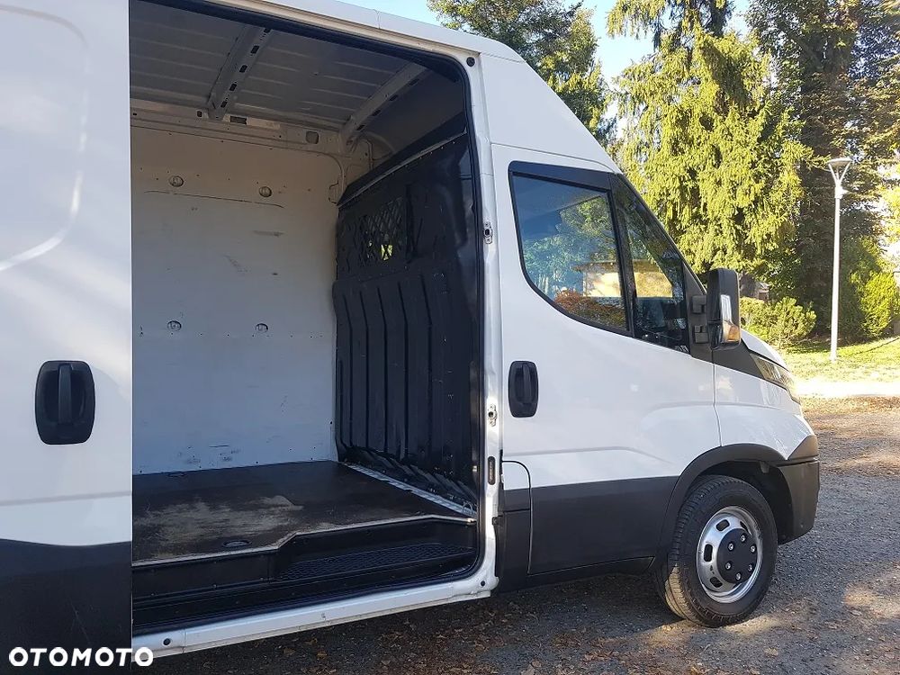 Iveco DAILY - 20