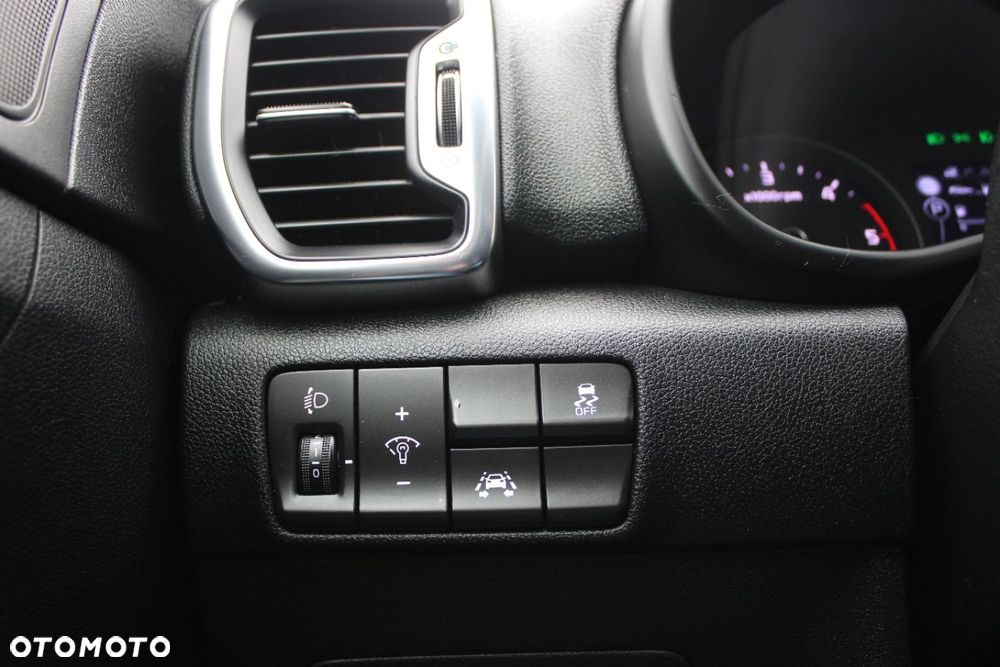 Kia Sportage - 25