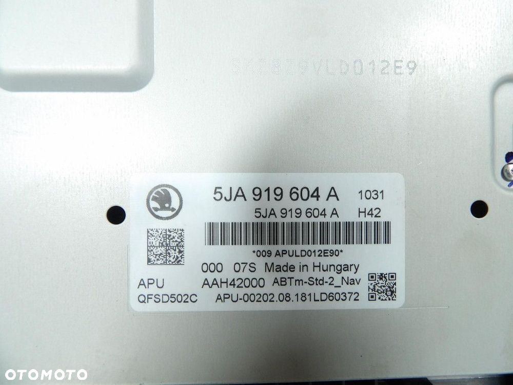 SKODA RAPID RADIO 5JA919604A - 3