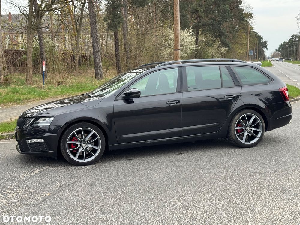 Skoda Octavia 2.0 TDI RS DSG - 4