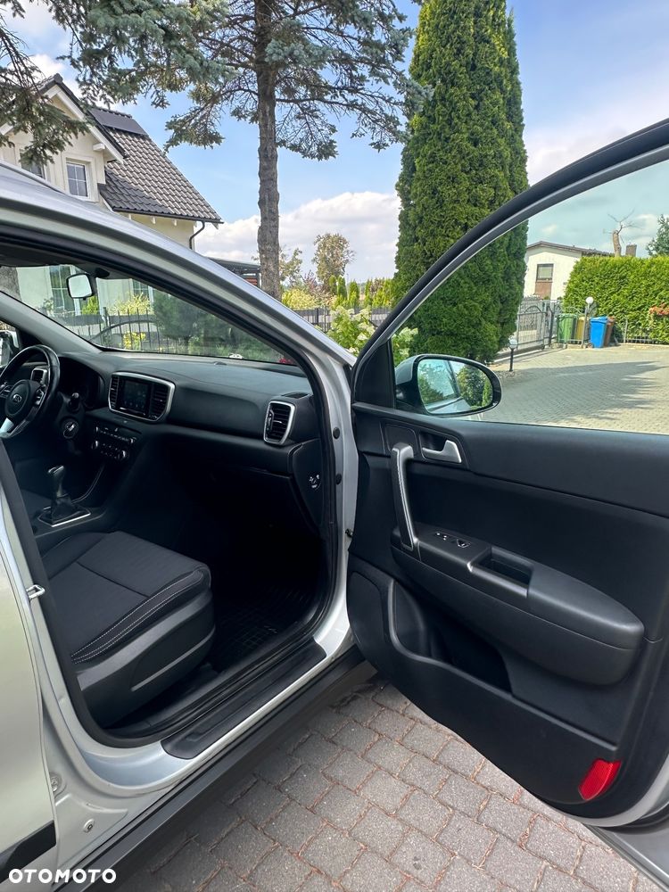 Kia Sportage 1.6 T-GDI Business Line 4WD - 34