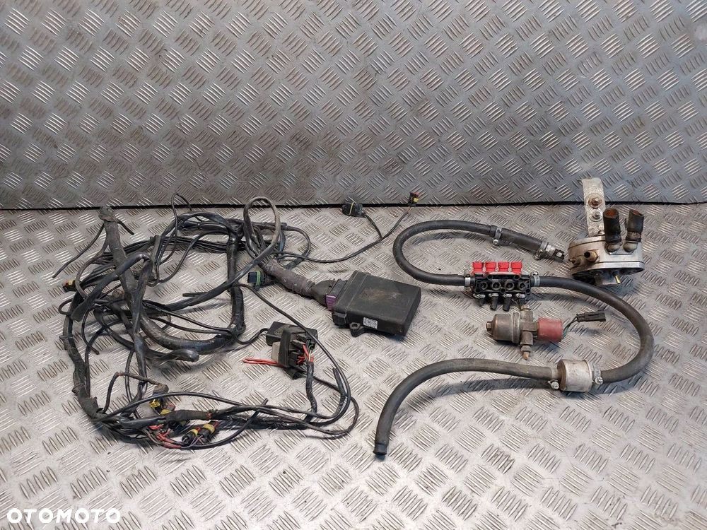 INSTALACJA GAZOWA LPG SAAB 9-5 I 67R-010199 67R-013949 67R-011006 - 1