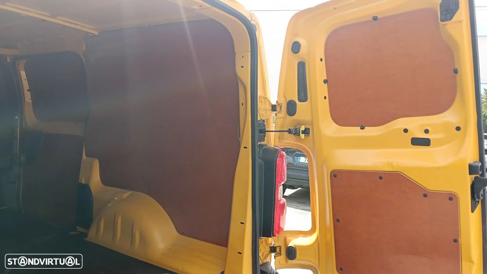 Opel Vivaro - 7