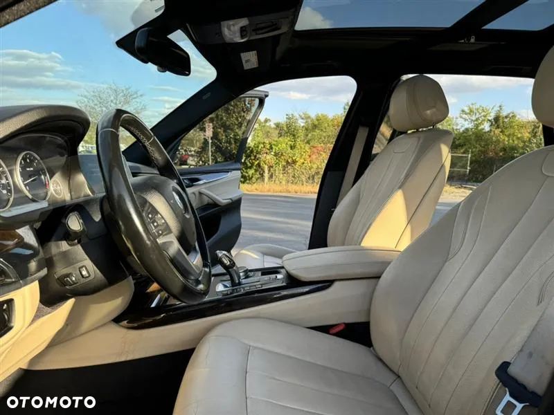 BMW X5 xDrive35i - 8