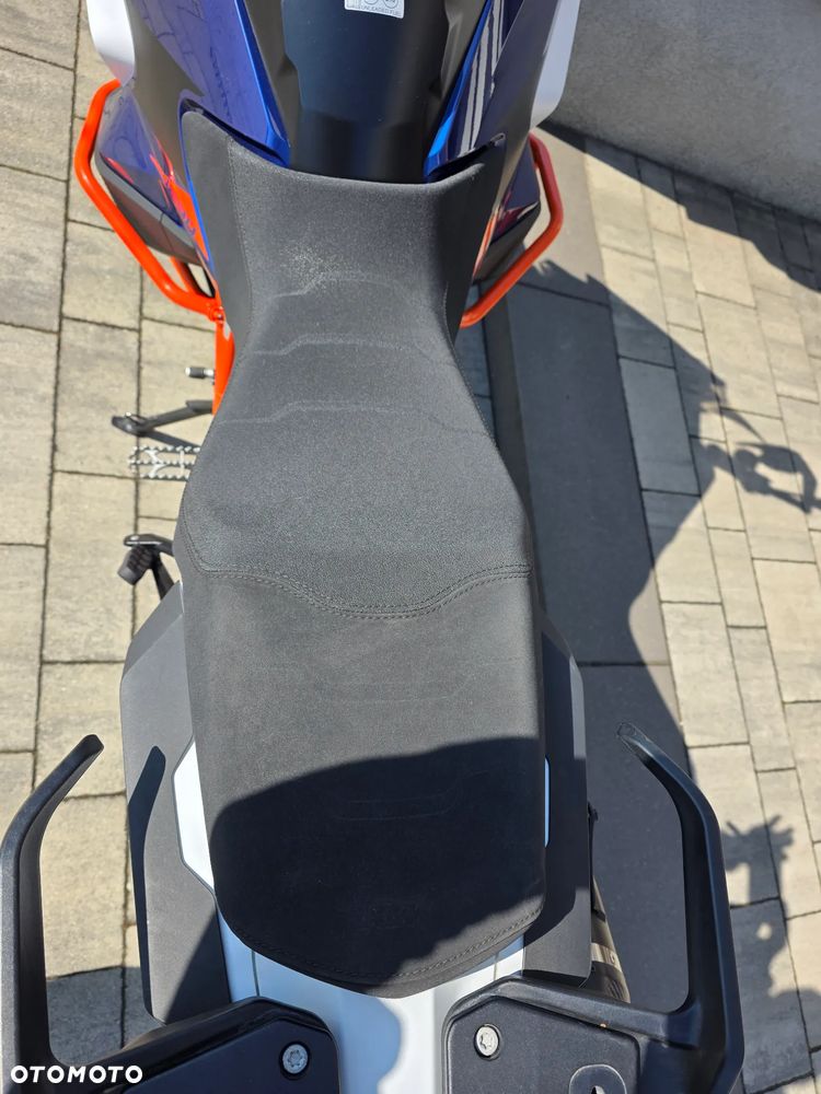KTM Super Adventure - 11