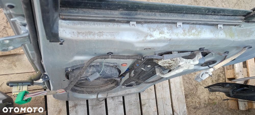 Drzwi Przód Przednie Tył Tylne Prawe LRC 798 ZERMATT SILVER Range Rover Sport L320 - 13