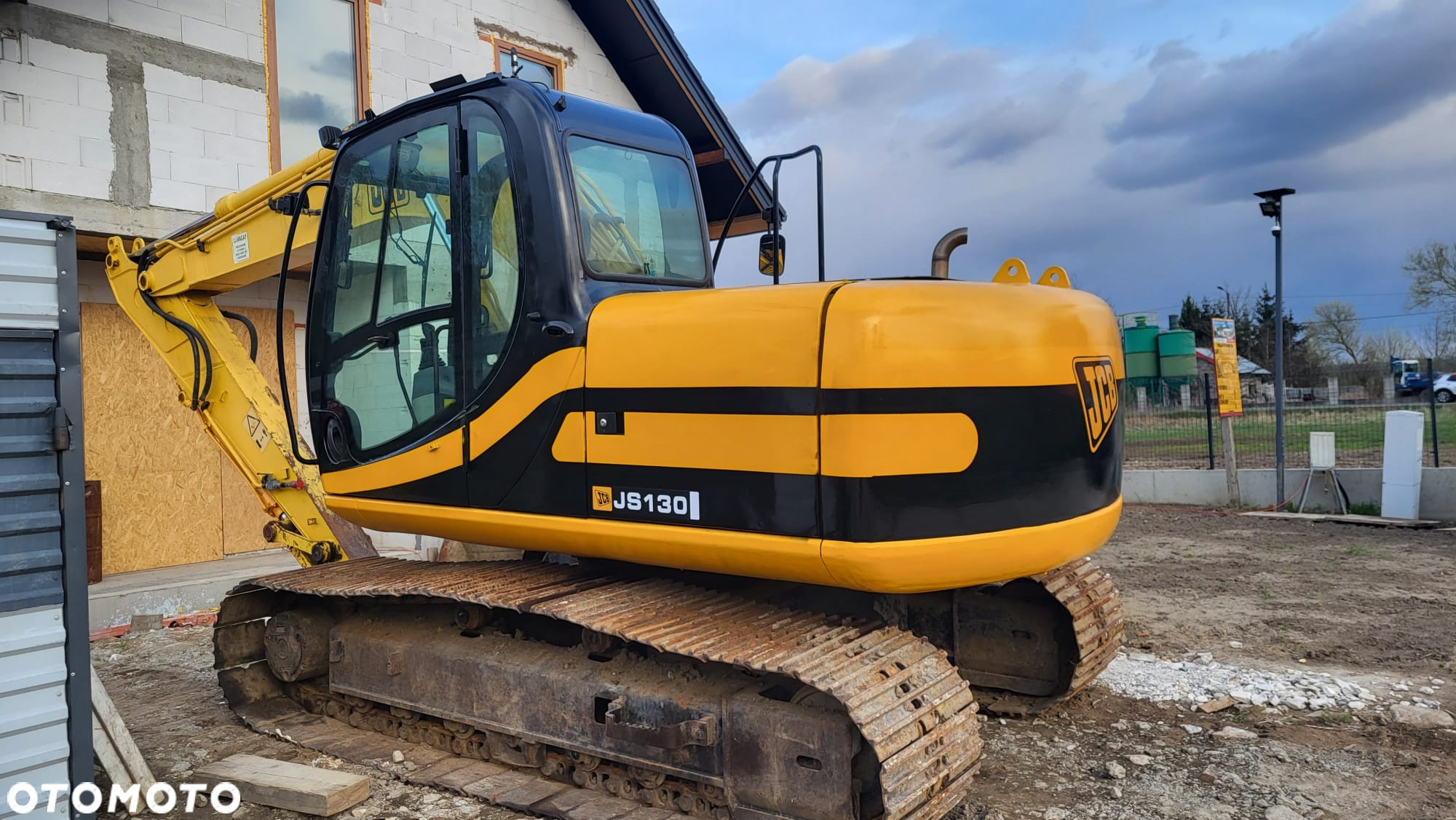 JCB JS 130 - 3