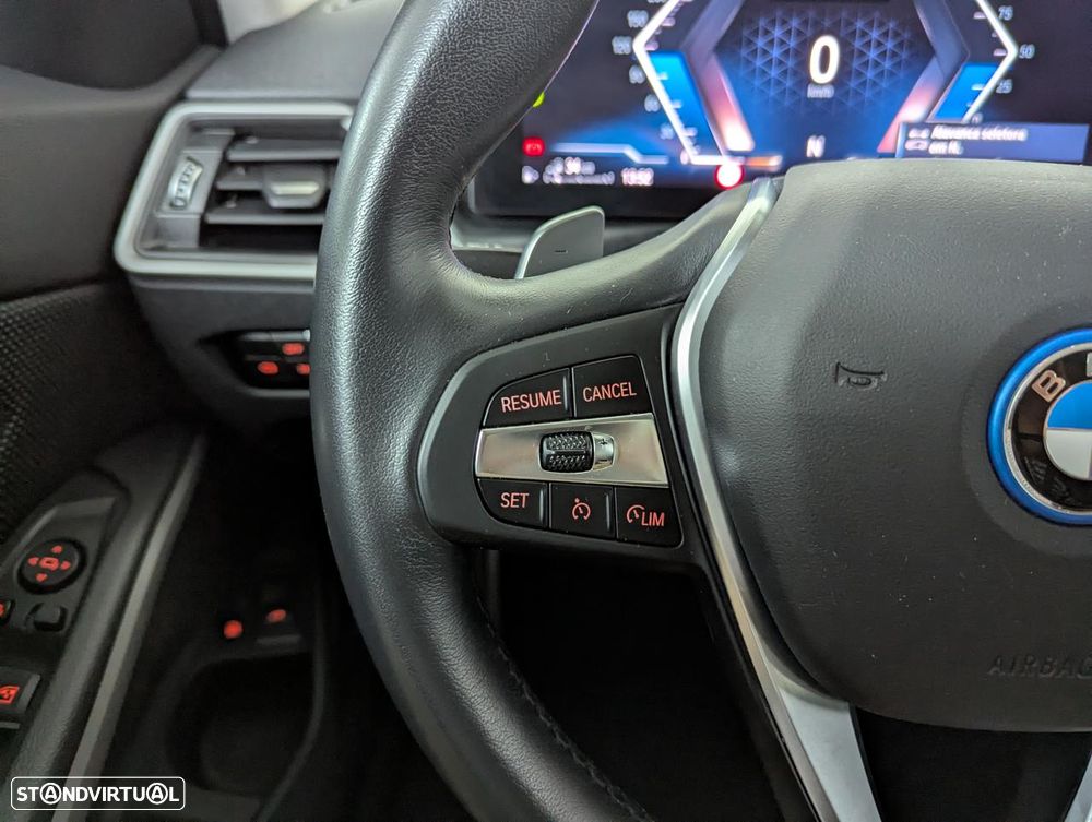 BMW 320 e Corporate Edition Auto - 24