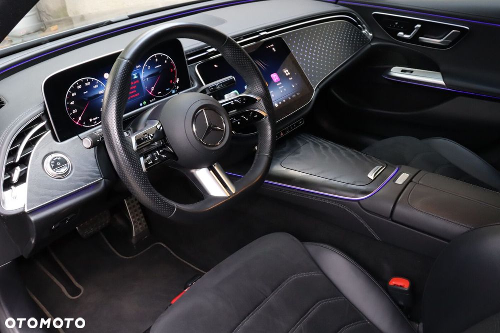 Mercedes-Benz Klasa E 220 d mHEV 4-Matic AMG 9G-Tronic - 8