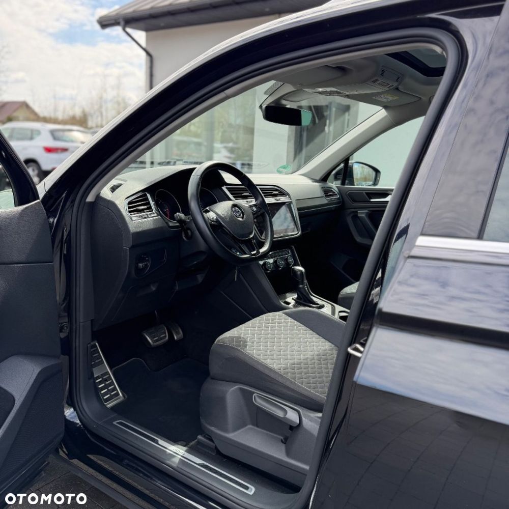 Volkswagen Tiguan - 17