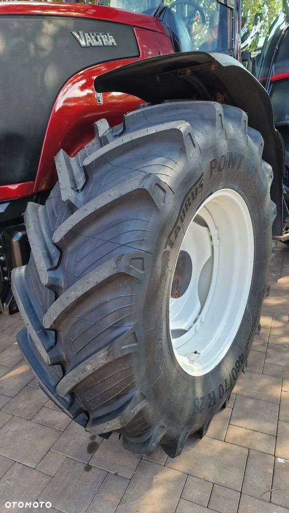 Valtra T 121 HiTech  6.6 Sisu 135 koni 2010 rok, świeżo sprowadzony , 131, 151, 120, 130 - 35