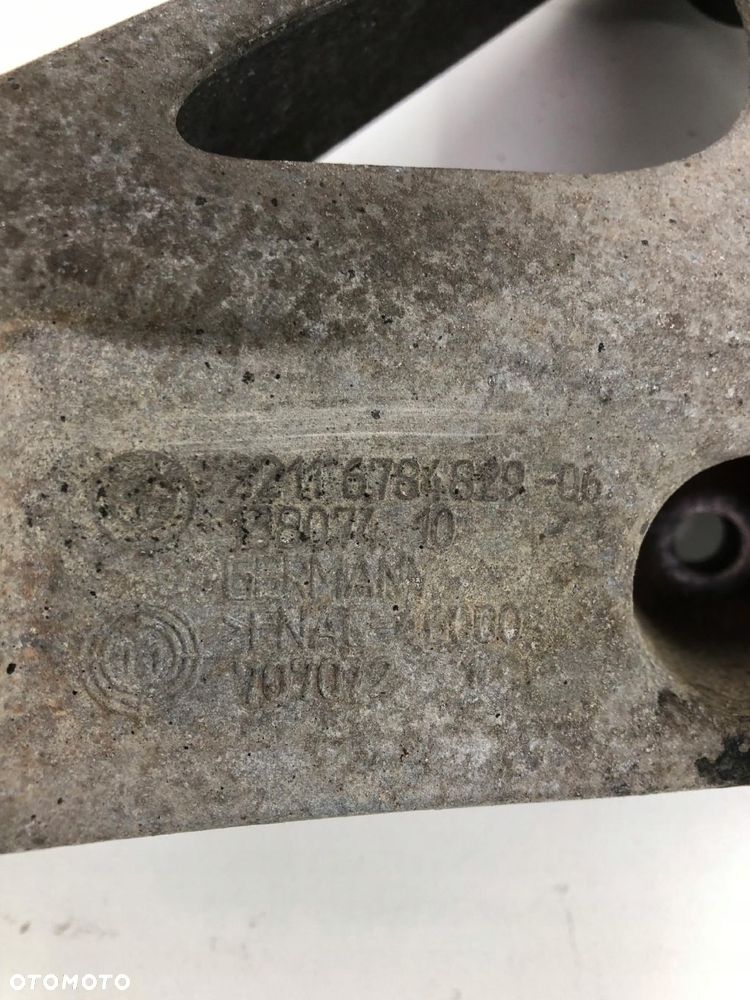 BMW F30 F31 ŁAPA LEWA WSPORNIK SILNIKA 6784829 - 2