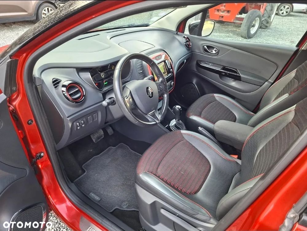 Renault Captur 1.2 TCe Helly Hansen EDC - 2