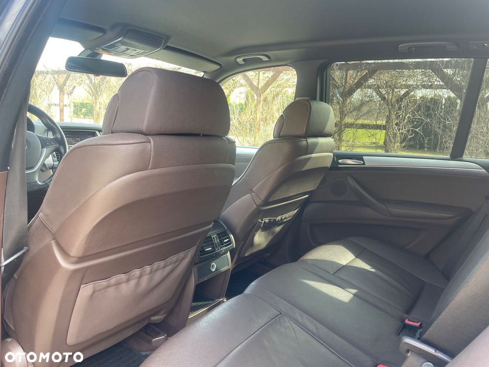 BMW X5 xDrive30d - 23