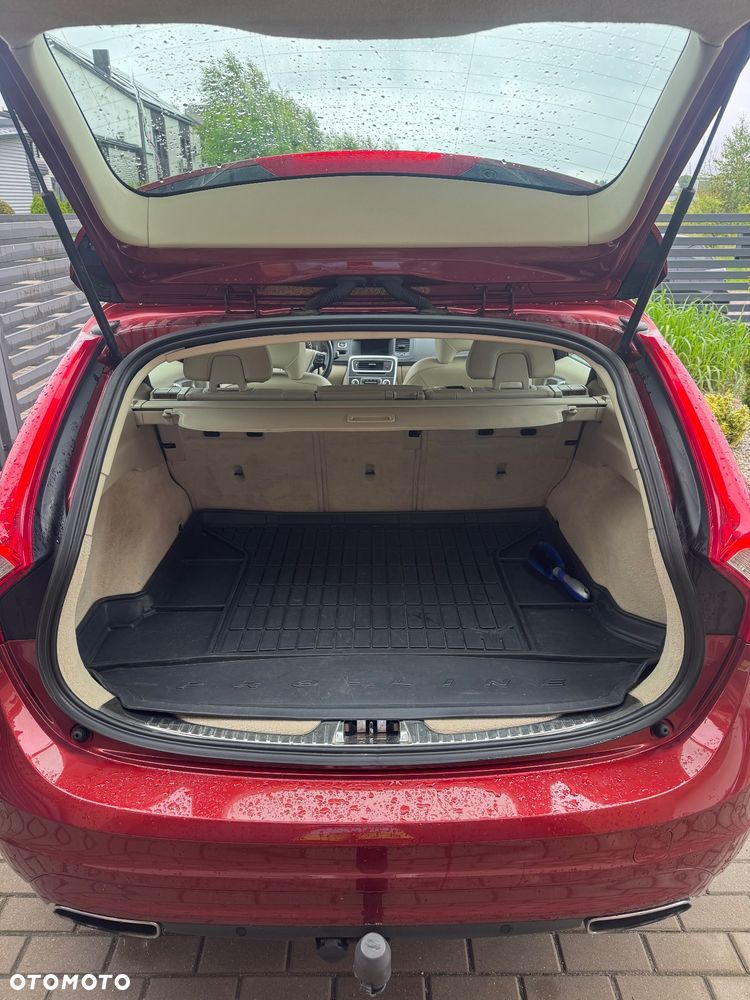 Volvo V60 T5 Momentum - 10