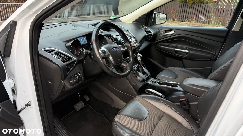 Ford Kuga 2.0 TDCi 4x4 Titanium - 21