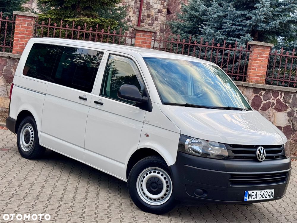 Volkswagen Caravelle - 7
