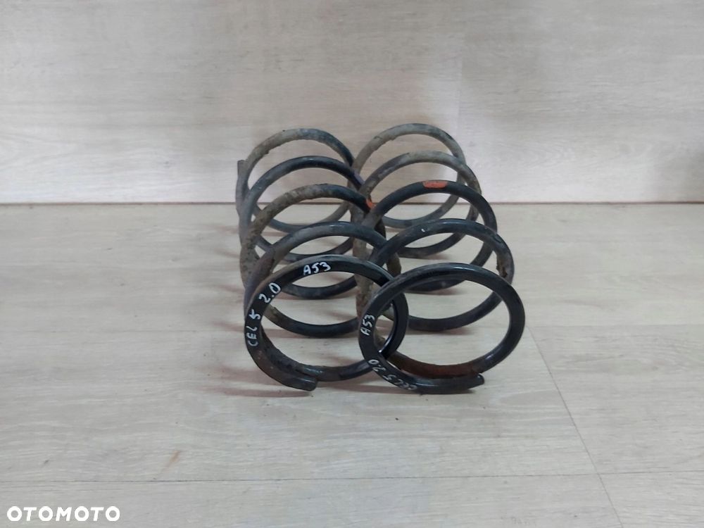 TOYOTA CELICA V 5 sprężyna przód sprężyny 2,0 gti st182 - 1