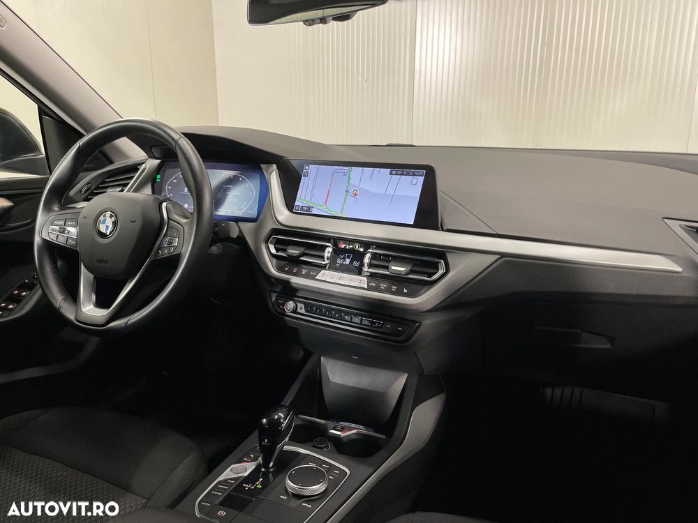 BMW Seria 2 218d Aut. Advantage - 9