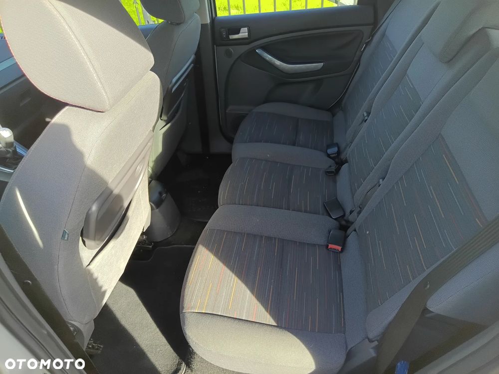 Ford Focus C-Max 1.8 Ambiente - 12