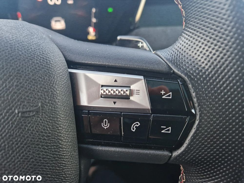 DS Automobiles DS 4 1.2 PureTech Performance Line + - 16