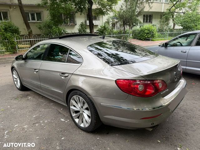 Volkswagen Passat CC - 11