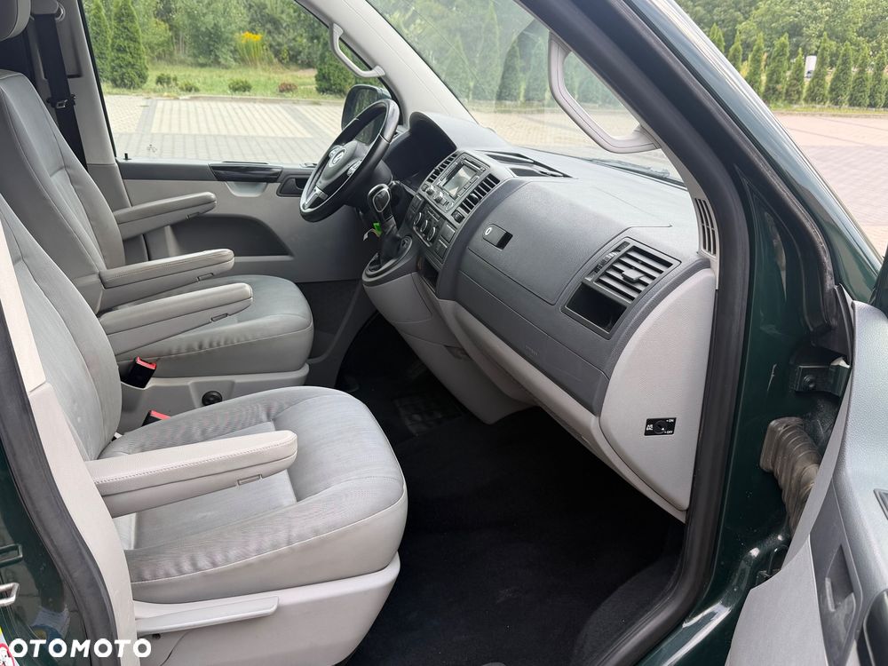Volkswagen Transporter - 22